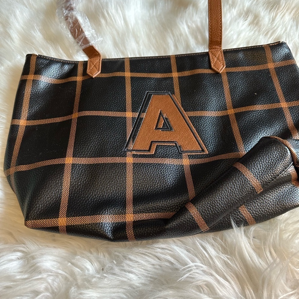 🤑SALE🤑Thirty-One Black and Brown Plaid Tote